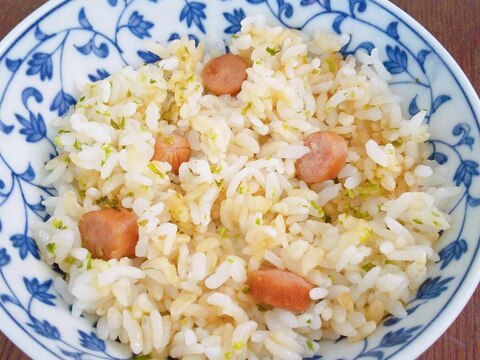 ウインナーと青海苔のチャーハン